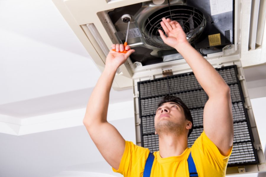 Dịch vụ vệ sinh máy lạnh công nghiệp với quy trình chuyên nghiệp, mang đến những trải nghiệm ưng ý cho khách hàng