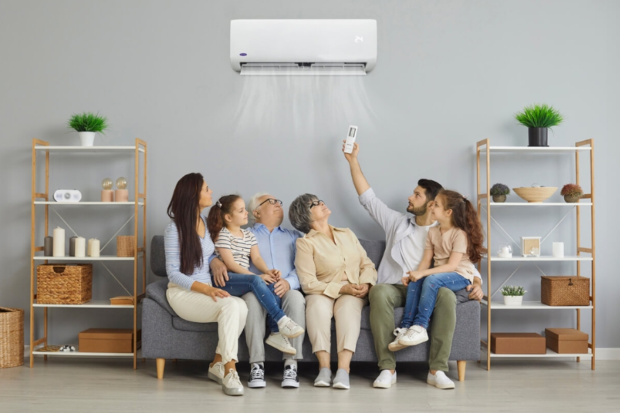 Vệ sinh máy lạnh định kỳ sẽ đảm bảo chất lượng không khí trong phòng bạn luôn trong lành, mát mẻ.