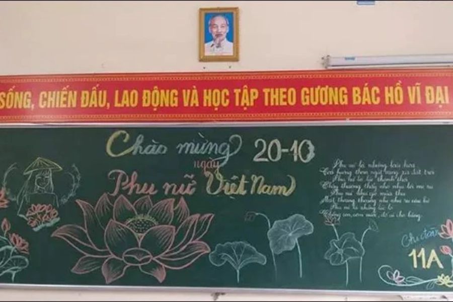 Mẫu trang trí bảng chúc mừng 20/10 bằng hoa ấn tượng. (Ảnh: Sưu tầm)